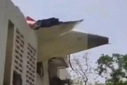 肇庆印度一波音787客机坠毁机上242人、地面5名学生遇难！我驻印度使馆：机上无中国籍乘客
